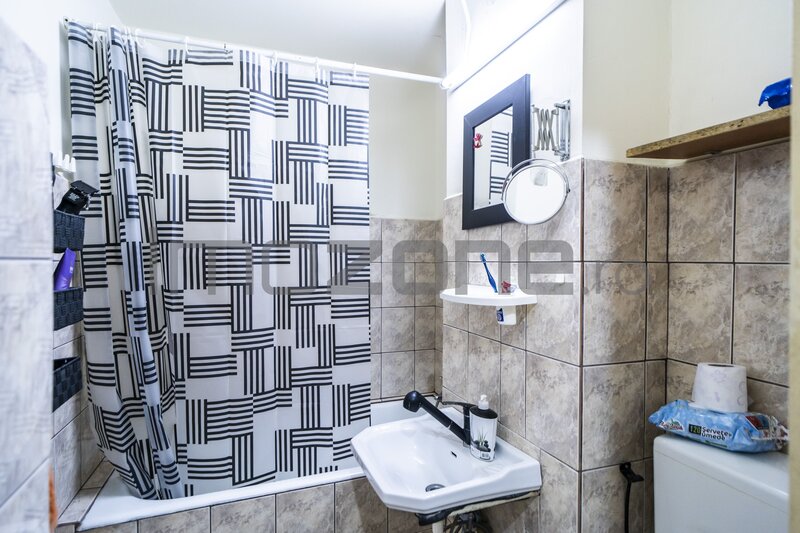 Lujerului, apartament cu 2 camere, 5 min. metrou Lujerului, decomandat, 6/10, comision 0%.