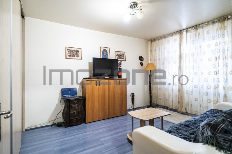 Lujerului, apartament cu 2 camere, 5 min. metrou Lujerului, decomandat, 6/10, comision 0%.