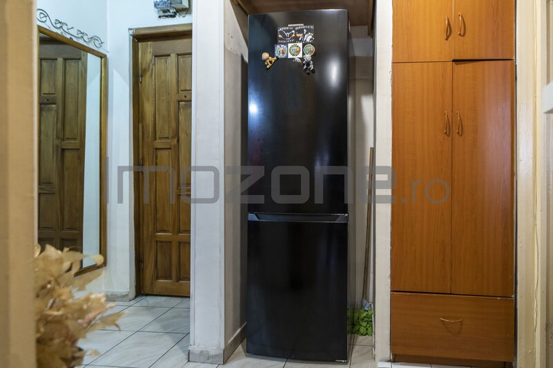 Lujerului, apartament cu 2 camere, 5 min. metrou Lujerului, decomandat, 6/10, comision 0%.