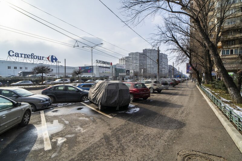 Lujerului, apartament cu 2 camere, 5 min. metrou Lujerului, decomandat, 6/10, comision 0%.